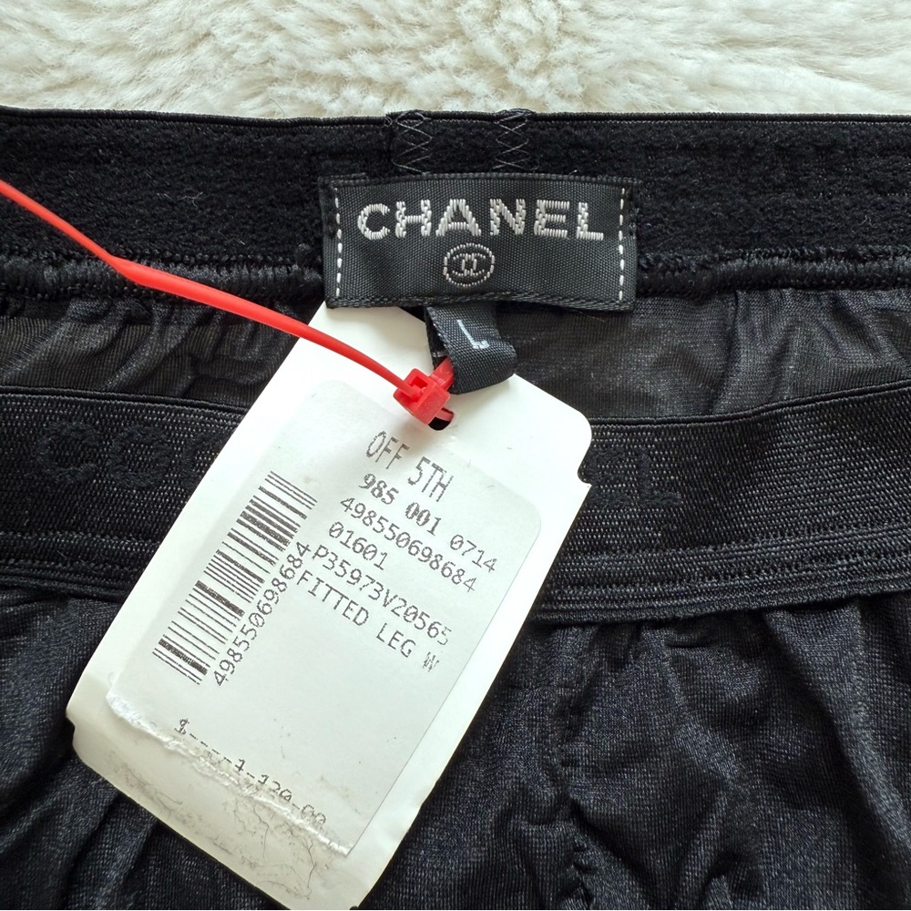 NEW!!! CHANEL metallic CC women tights size L Retail 1250$ - Picture 3 of 7